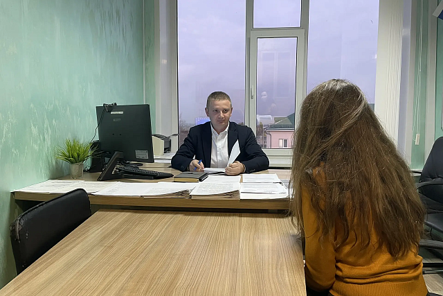 Первый заместитель министра ЖКХ рассмотрел 18 дел о административных правонарушениях Первый заместитель министра ЖКХ рассмотрел 18 дел о административных правонарушениях